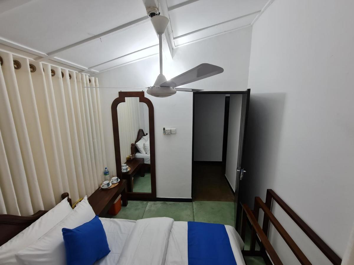 Hello Kandy Homestay Exterior photo