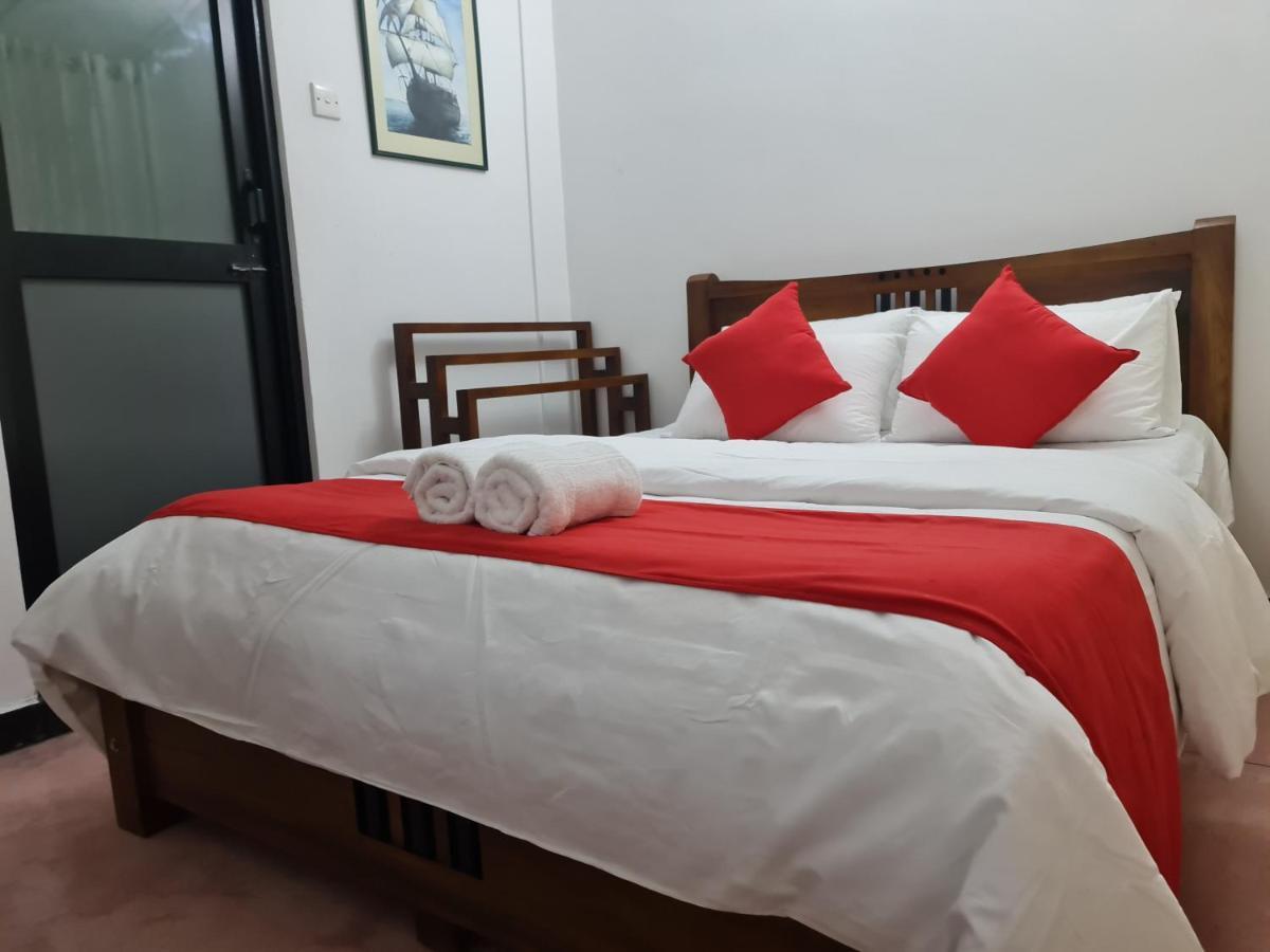 Hello Kandy Homestay Exterior photo