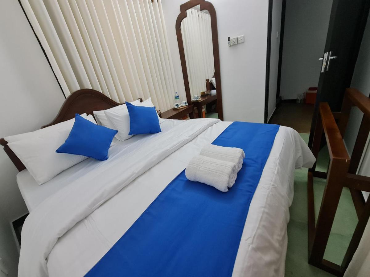 Hello Kandy Homestay Exterior photo