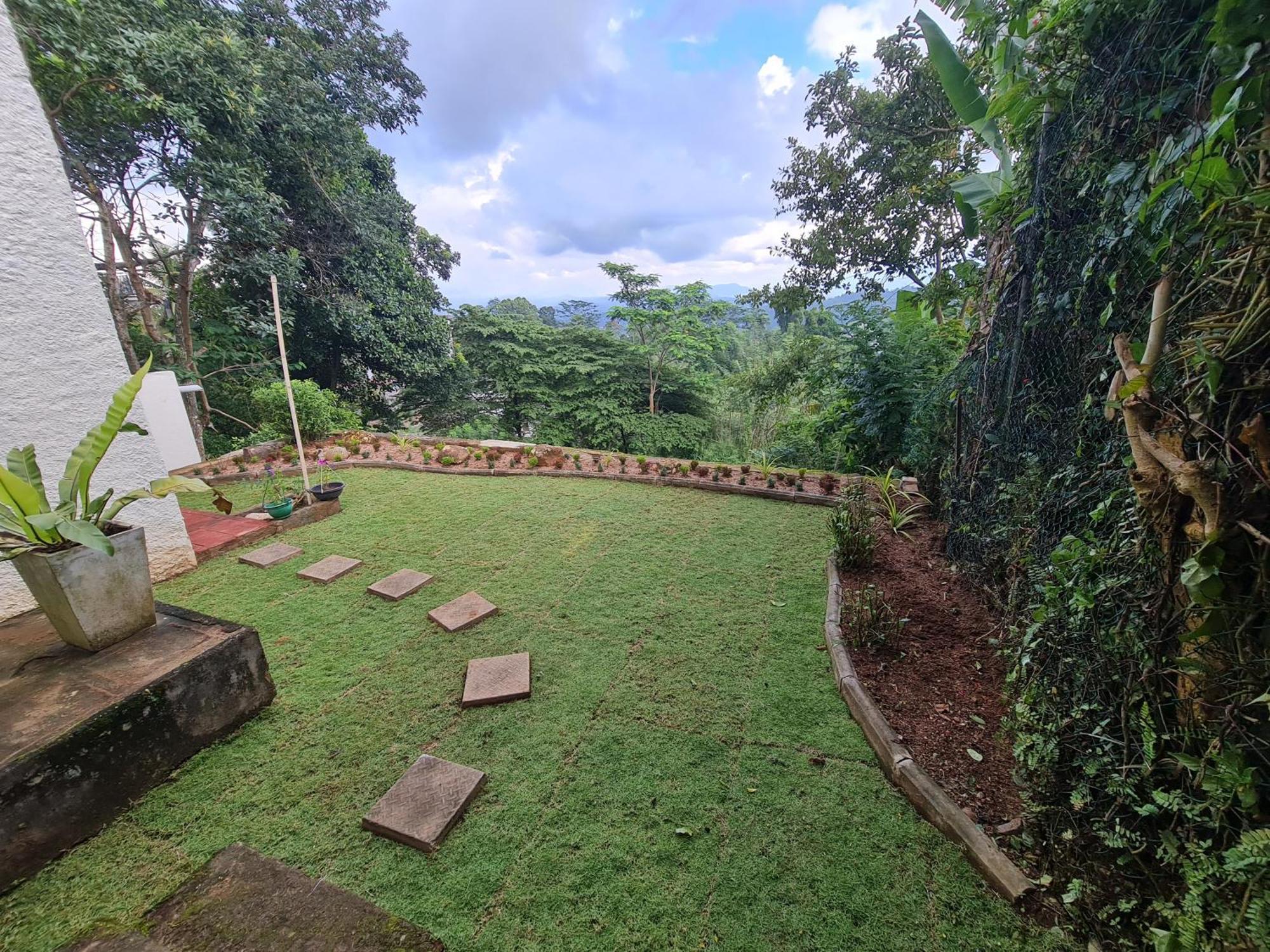 Hello Kandy Homestay Exterior photo